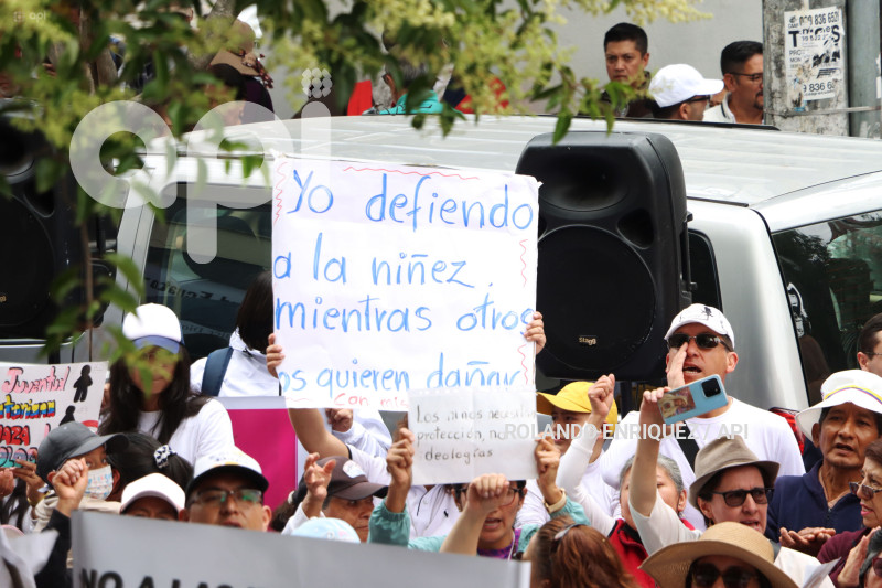 PLANTON NO A LA. NINEZ TRANS