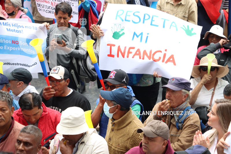 PLANTON NO A LA. NINEZ TRANS
