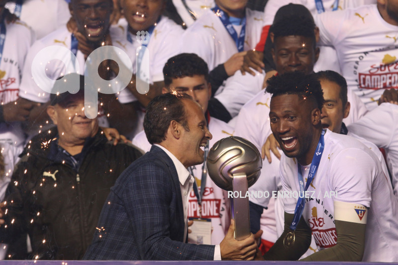FBL SUPERCOPA ECUABET LIGA VS NACIONAL