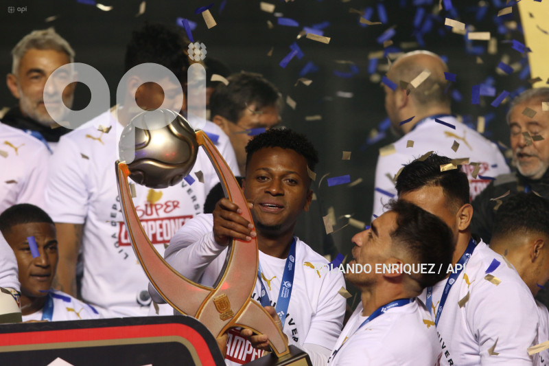 FBL SUPERCOPA ECUABET LIGA VS NACIONAL