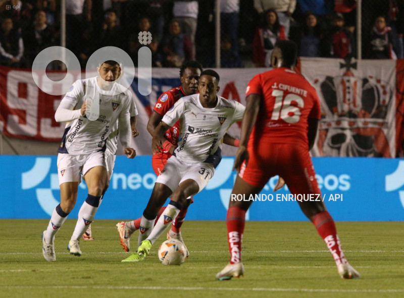 FBL SUPERCOPA ECUABET LIGA VS NACIONAL