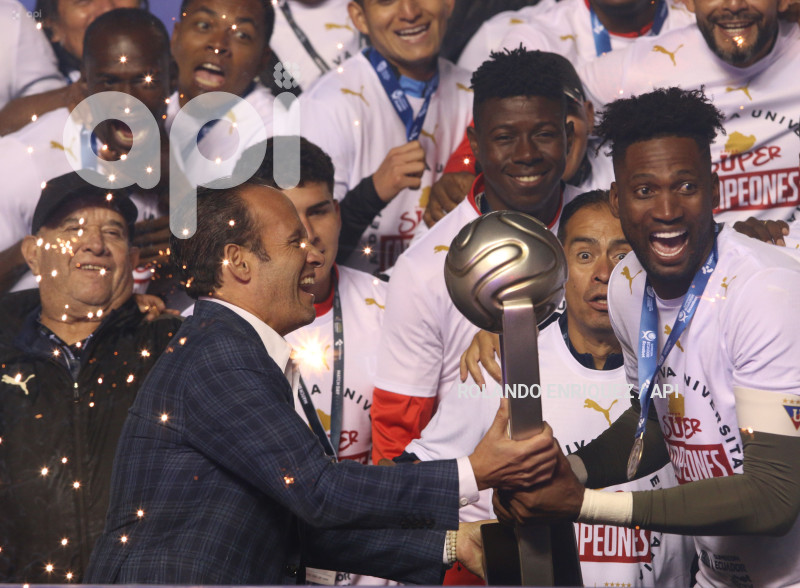 FBL SUPERCOPA ECUABET LIGA VS NACIONAL