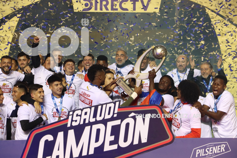 FBL SUPERCOPA ECUABET LIGA VS NACIONAL