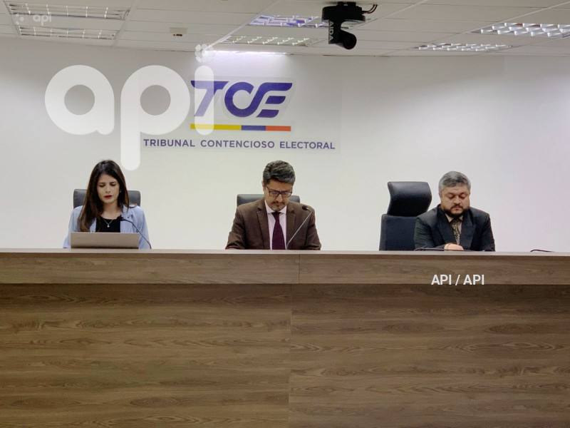 AUDIENCIA SOMMERFELD CONTRA ABAD