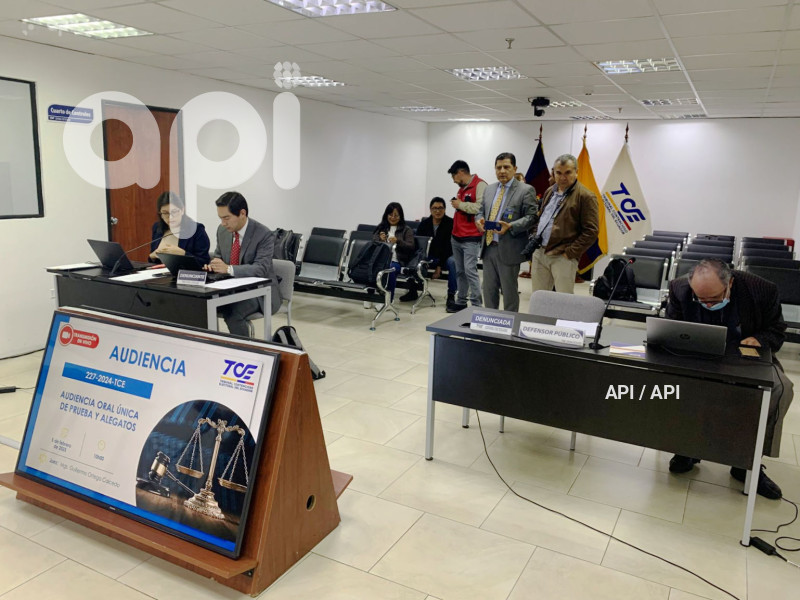 AUDIENCIA SOMMERFELD CONTRA ABAD