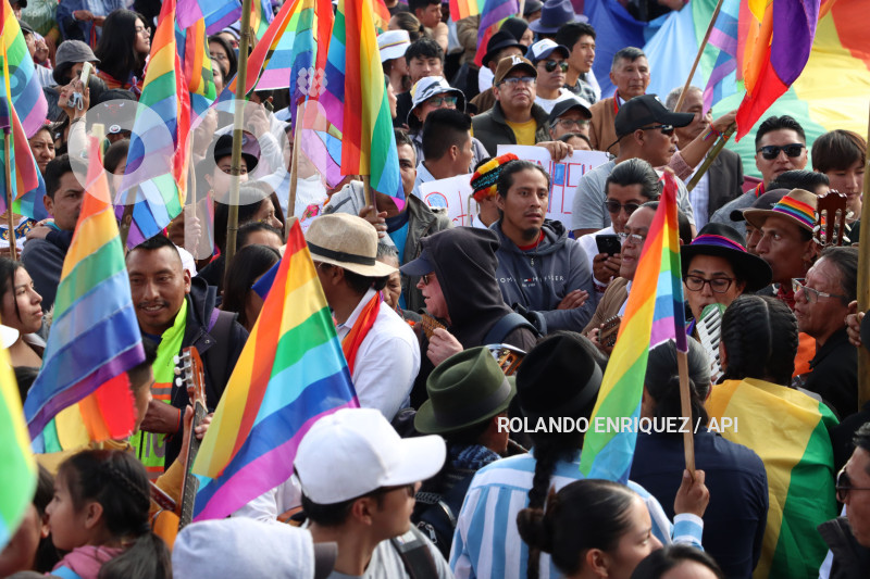CIERRE CAMPANA LEONIDAS IZA