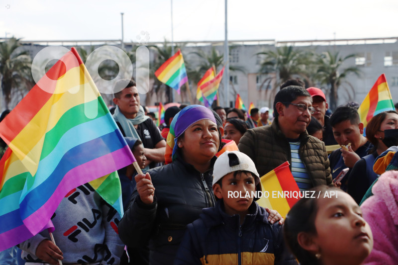 CIERRE CAMPANA LEONIDAS IZA