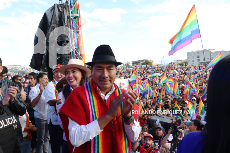 CIERRE CAMPANA LEONIDAS IZA