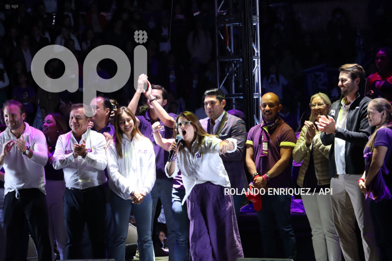 CIERRE CAMPANA DANIEL NOBOA