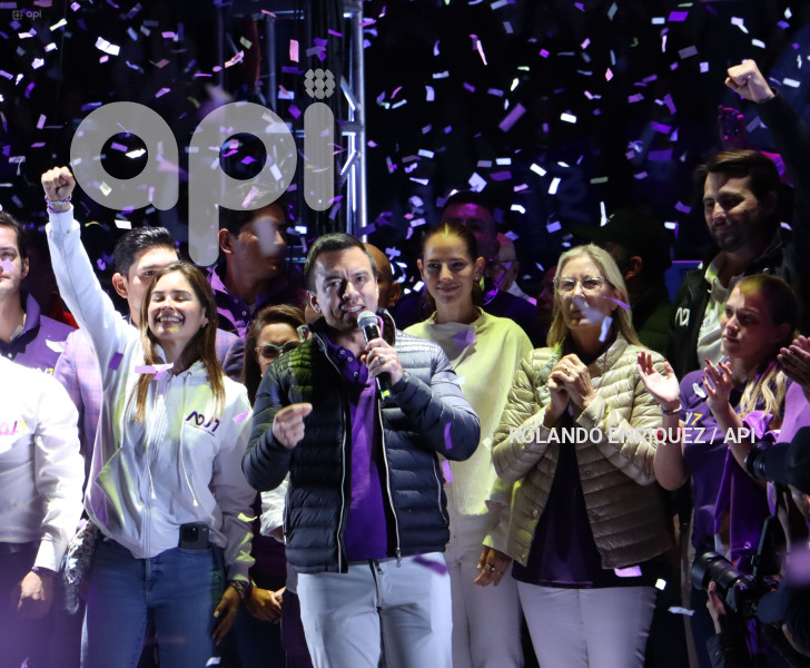 CIERRE CAMPANA DANIEL NOBOA