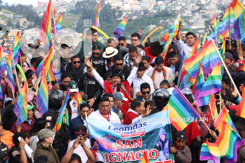 CIERRE CAMPANA LEONIDAS IZA