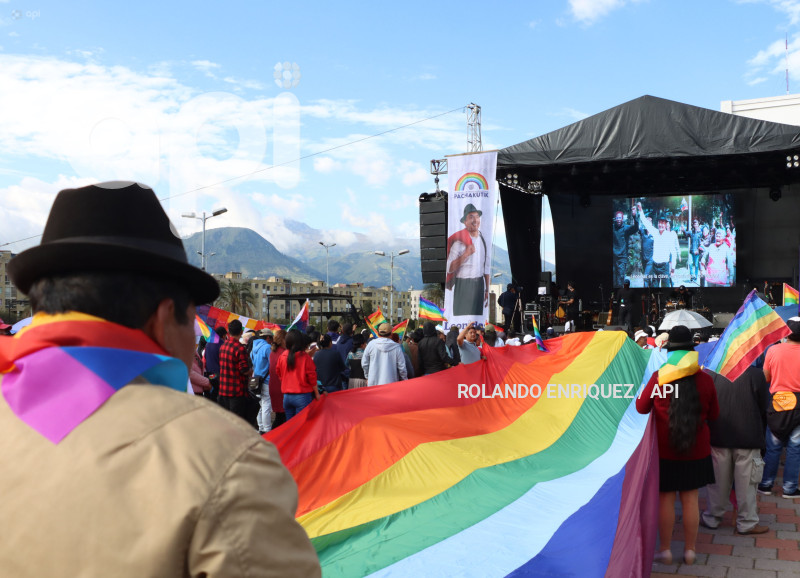 CIERRE CAMPANA LEONIDAS IZA