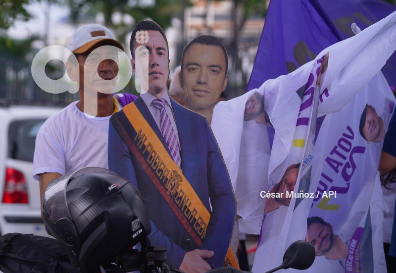 GYE-CIERRE CAMPANA NOBOA
