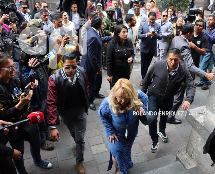 ABAD Y NUBIA VERA EN VICEPRESIDENCIA