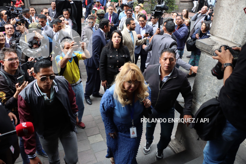 ABAD Y NUBIA VERA EN VICEPRESIDENCIA