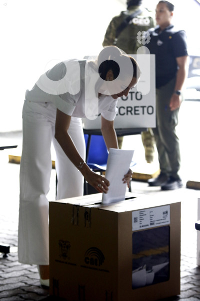 GYE-ELECCIONES 2025 LAVINIA BALBONESI