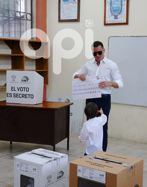 GYE-ELECCIONES 2025 VOTO NOBOA