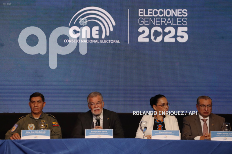 UIO ELECCIONES 2025 CENTRO DE MANDO CNE