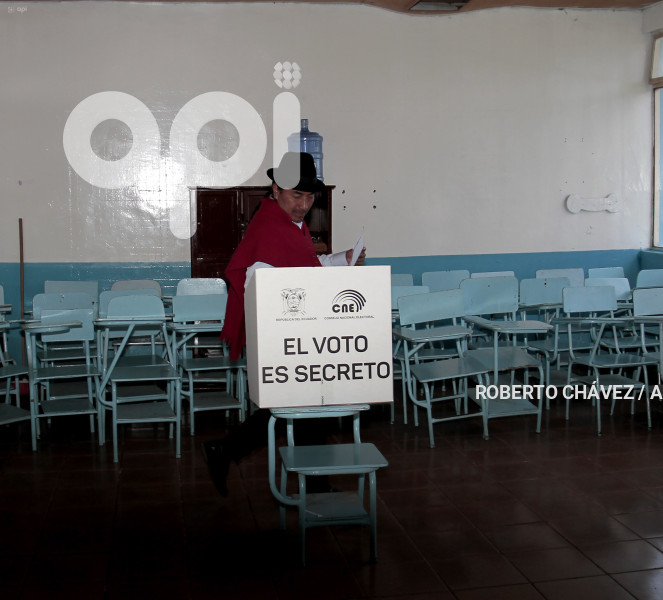 CHONE-ELECCIONES 2025 VOTO IZA