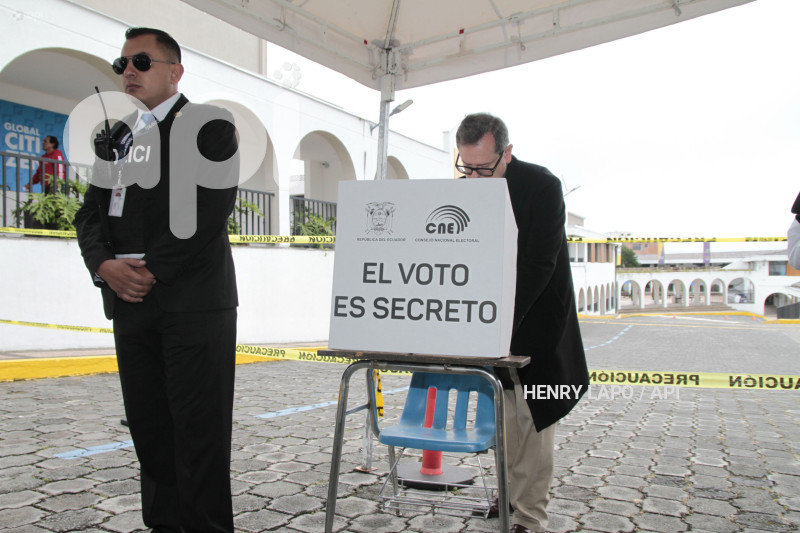 UIO ELECCIONES 2025 VOTO RABASCALL