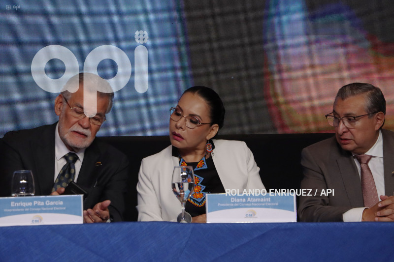 UIO ELECCIONES 2025 CENTRO DE MANDO CNE