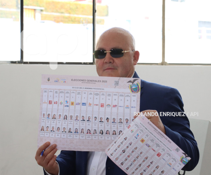 UIO ELECCIONES 2025 VOTO DIEGO BORJA