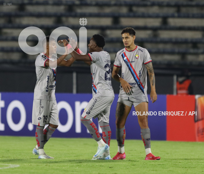 SPO LIBERTADORES NACIONAL VS BLOOMING