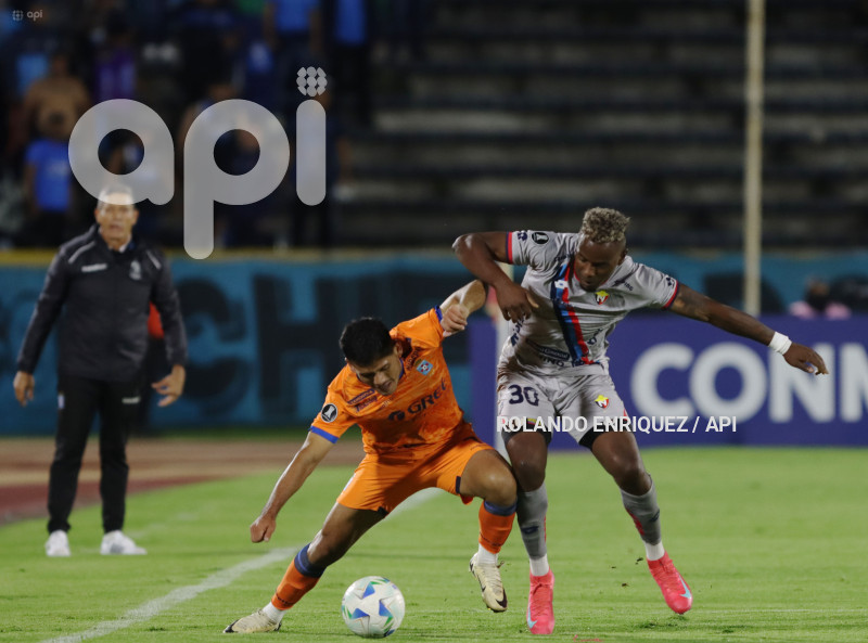 SPO LIBERTADORES NACIONAL VS BLOOMING