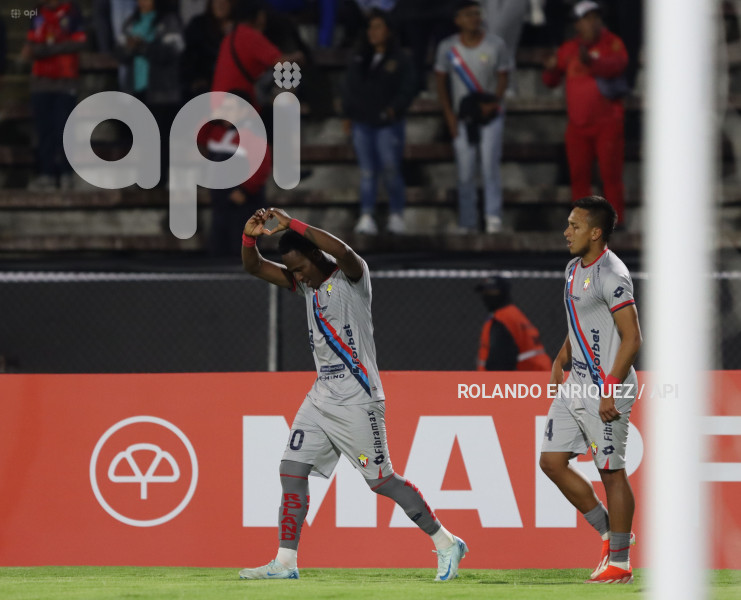 SPO LIBERTADORES NACIONAL VS BLOOMING
