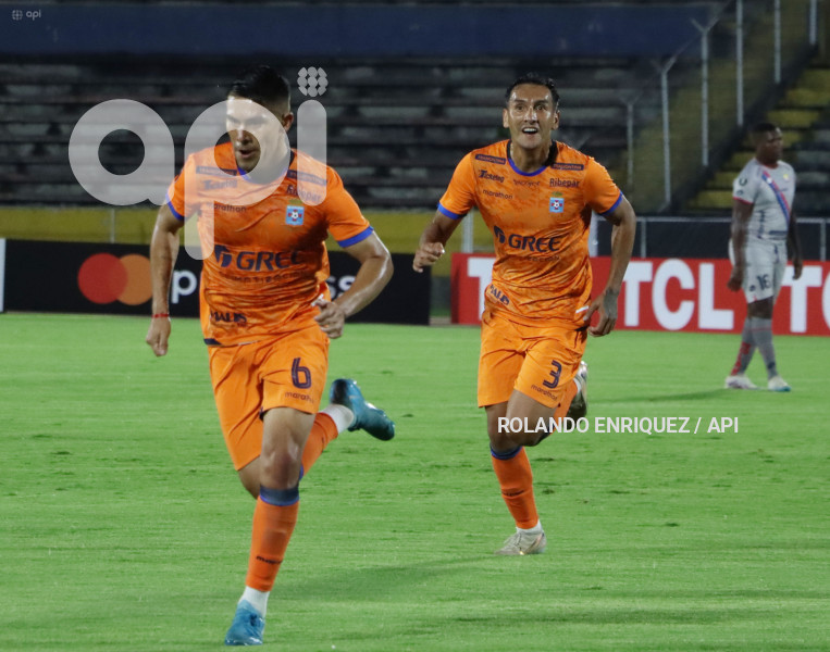 SPO LIBERTADORES NACIONAL VS BLOOMING