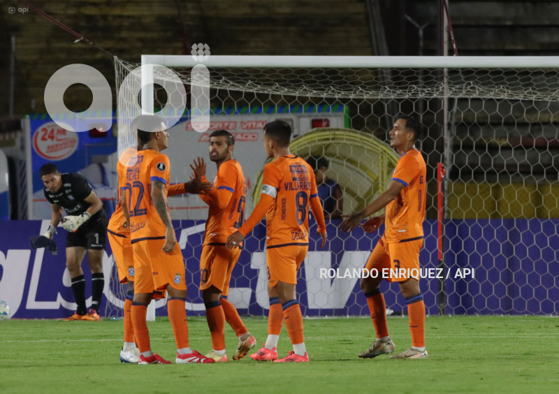 SPO LIBERTADORES NACIONAL VS BLOOMING