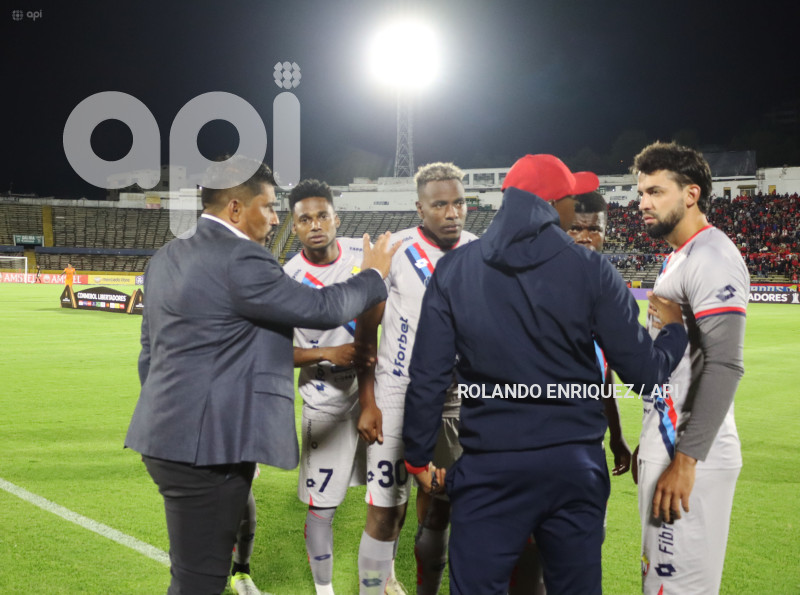 SPO LIBERTADORES NACIONAL VS BLOOMING
