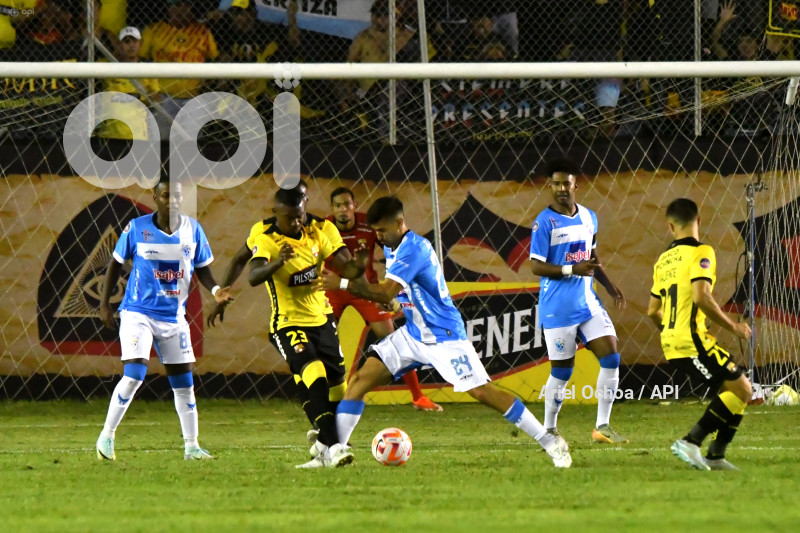 FBL-LIGAPRO-MANTA-BARCELONA