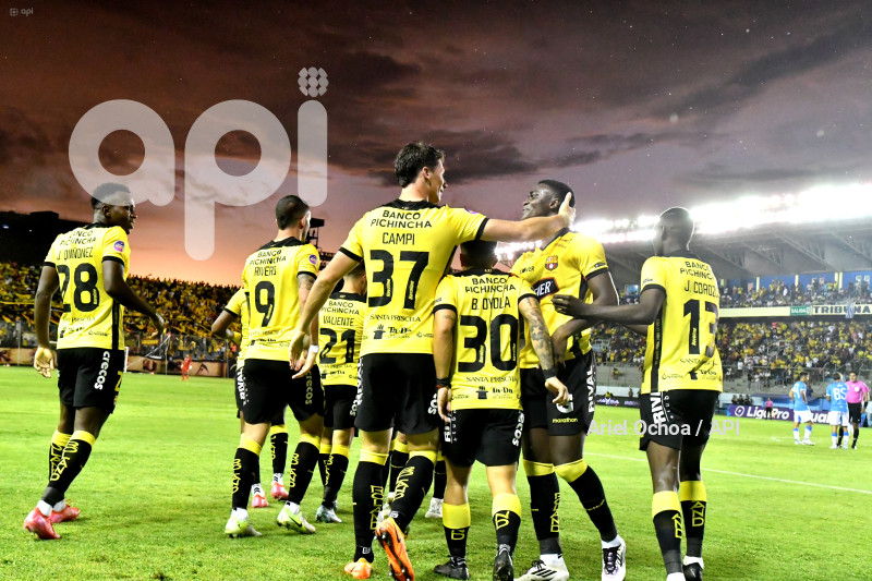 FBL-LIGAPRO-MANTA-BARCELONA
