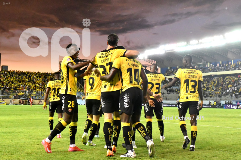 FBL-LIGAPRO-MANTA-BARCELONA