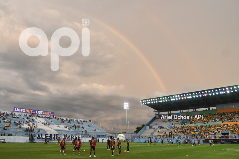 FBL-LIGAPRO-MANTA-BARCELONA