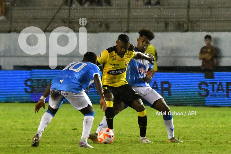 FBL-LIGAPRO-MANTA-BARCELONA
