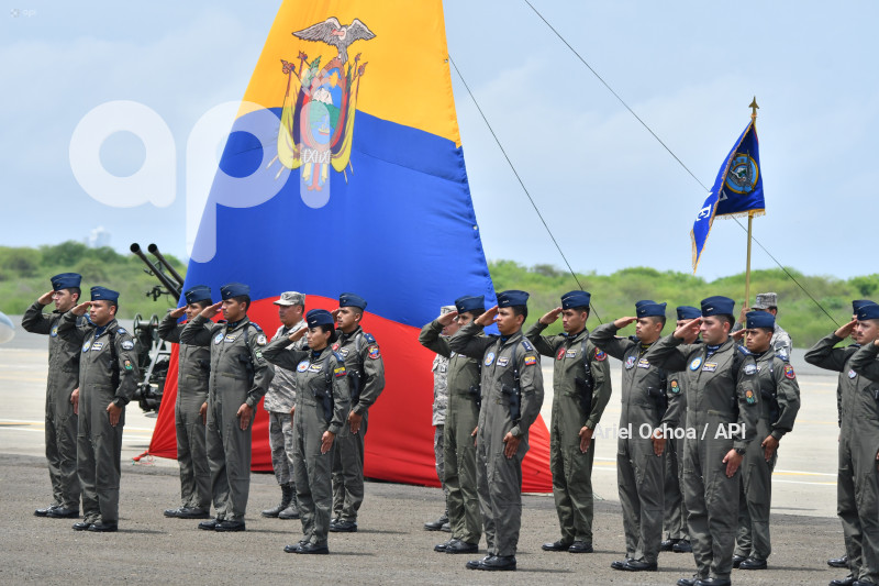 MANTA-CEREMONIA-CENEPA-AVIACION