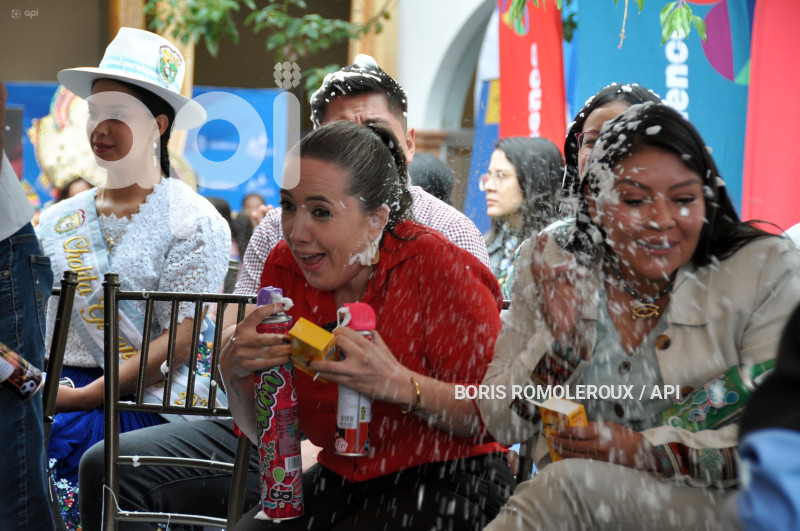 CUENCA-LANZAMIENTO AGENDA DE CARNAVAL