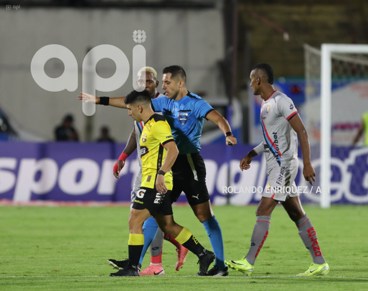 FBL COPA LIBERTADORES NACIONAL VS BARCELONA