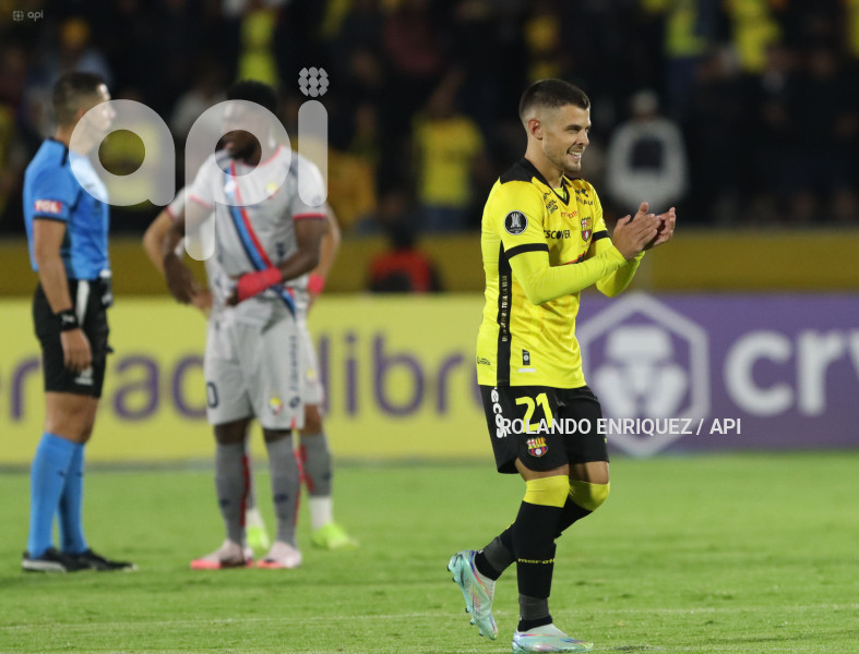 FBL COPA LIBERTADORES NACIONAL VS BARCELONA