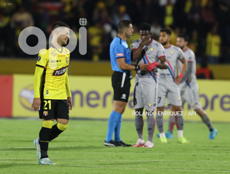 FBL COPA LIBERTADORES NACIONAL VS BARCELONA