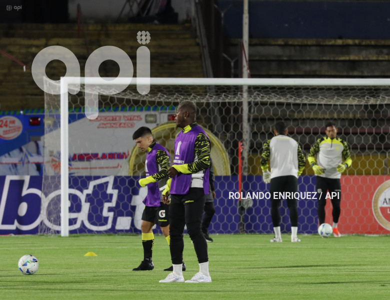 FBL COPA LIBERTADORES NACIONAL VS BARCELONA