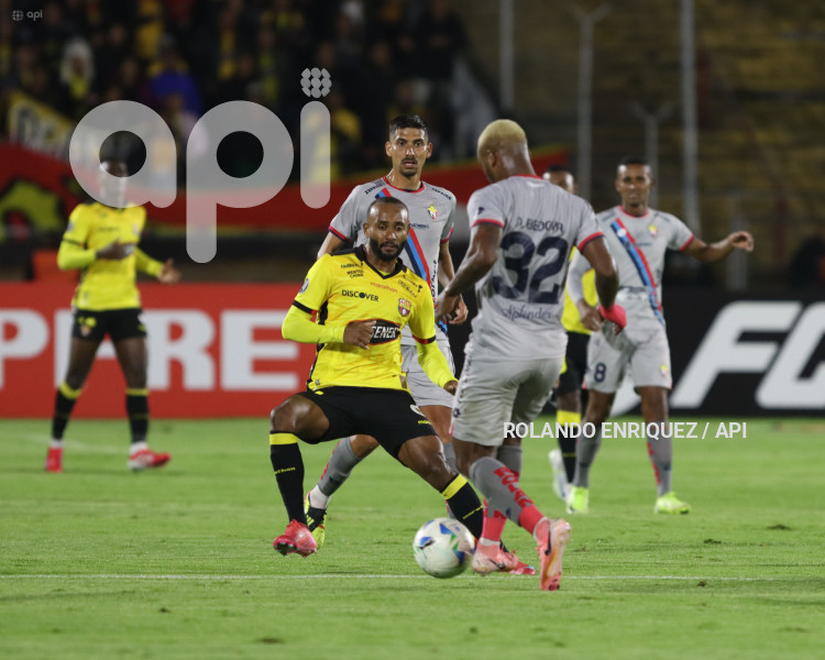 FBL COPA LIBERTADORES NACIONAL VS BARCELONA