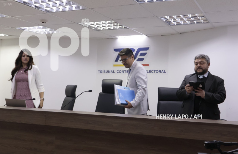 ANULACION JUICIO A VERONICA ABAD