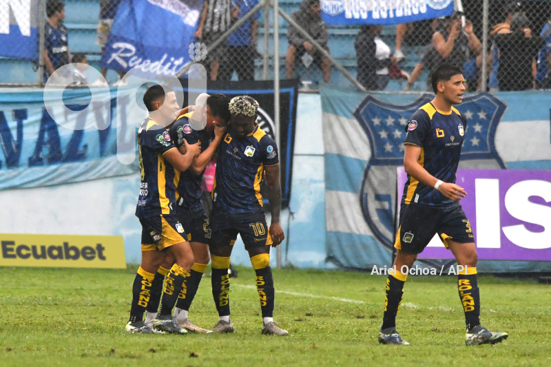 FBL-LIGAPRO-DELFIN-EMELEC