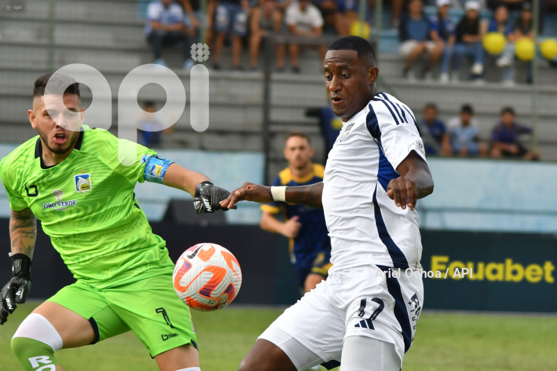 FBL-LIGAPRO-DELFIN-EMELEC