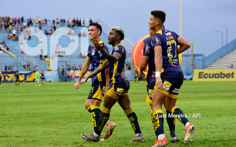 FBL-LIGAPRO-DELFIN-EMELEC