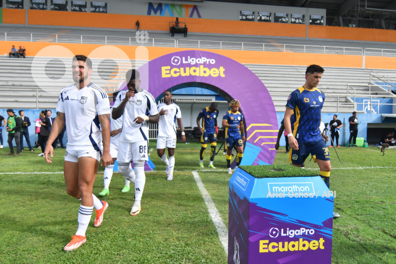 FBL-LIGAPRO-DELFIN-EMELEC