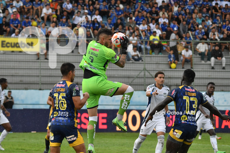 FBL-LIGAPRO-DELFIN-EMELEC